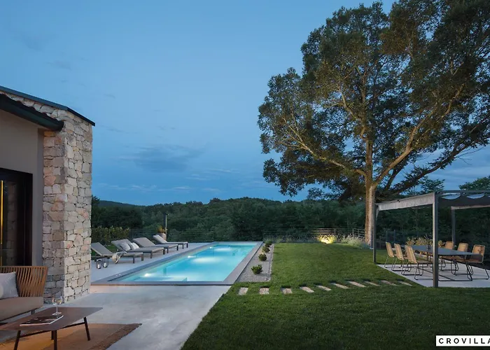 빌라 Ulmus Karojba